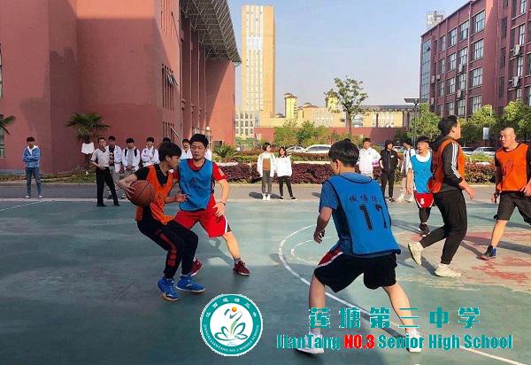 莲塘三中勇夺“傲博杯”首届高中男子篮球联赛冠军