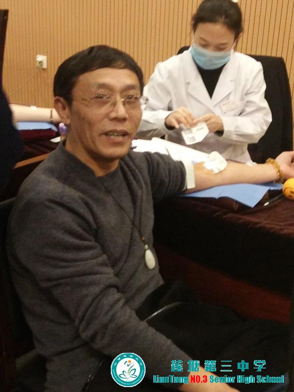 莲塘三中博雅志愿服务队参加县义务献血活动