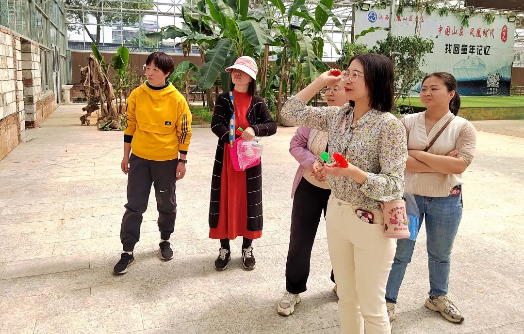 莲塘三中开展丰富多彩活动，庆祝“三八”国际劳动妇女节
