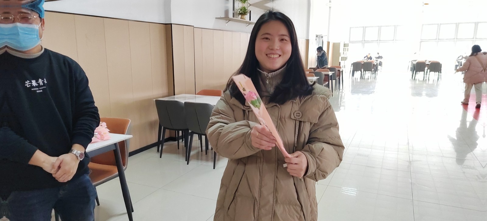 莲塘三中向全校妇女致以节日的祝贺和亲切的问候