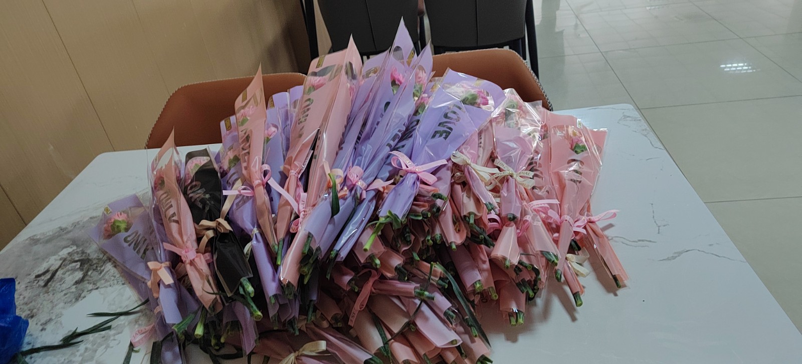 莲塘三中向全校妇女致以节日的祝贺和亲切的问候